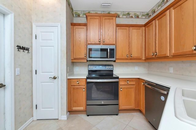 1494 MILLBROOK CIRCLE, Bradenton, FL 34212