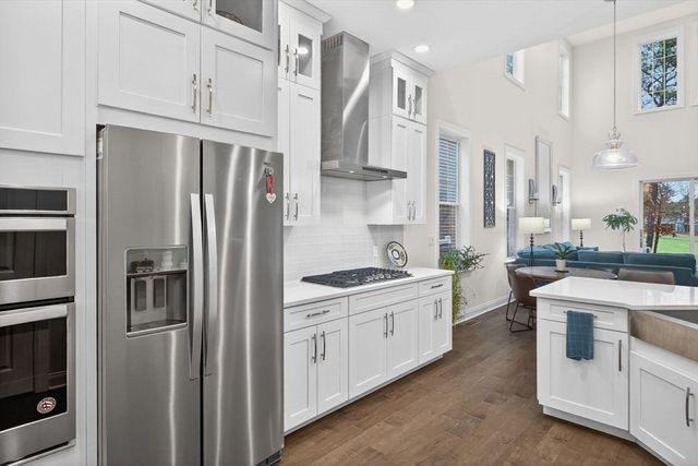 34 Briarwood, Plymouth, MA 02360