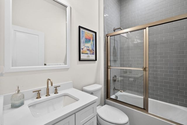 34 Briarwood, Plymouth, MA 02360