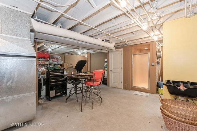 1429 N May Street, Joliet, IL 60435