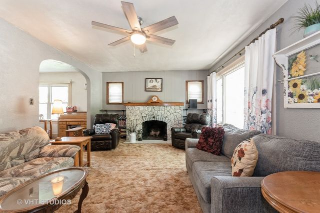1429 N May Street, Joliet, IL 60435