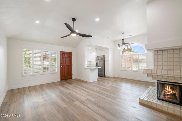 10017 E MOUNTAIN VIEW Road 2091, Scottsdale, AZ 85258