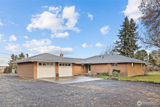 641 Robinson Canyon Road, Ellensburg, WA 98926