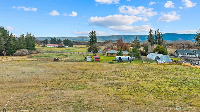 641 Robinson Canyon Road, Ellensburg, WA 98926