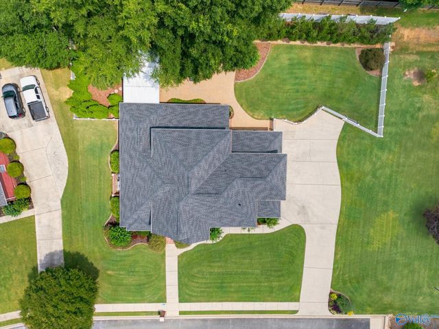 22255 Diamond Pointe Drive, Athens, AL 35613