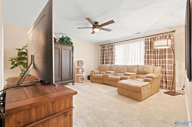 22255 Diamond Pointe Drive, Athens, AL 35613