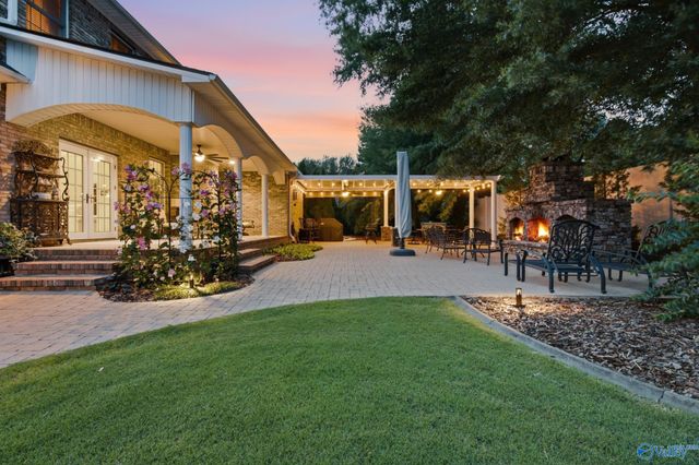 22255 Diamond Pointe Drive, Athens, AL 35613