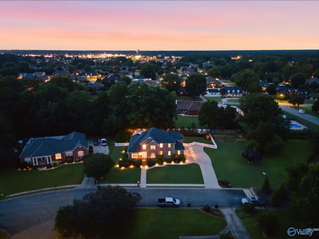 22255 Diamond Pointe Drive, Athens, AL 35613