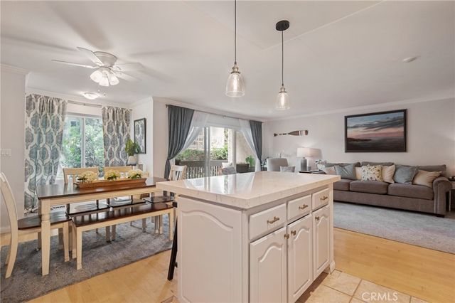 635 S Prospect Avenue 101, Redondo Beach, CA 90277