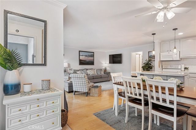 635 S Prospect Avenue 101, Redondo Beach, CA 90277