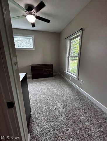 2976 Greenleaf Road, Akron, OH 44312