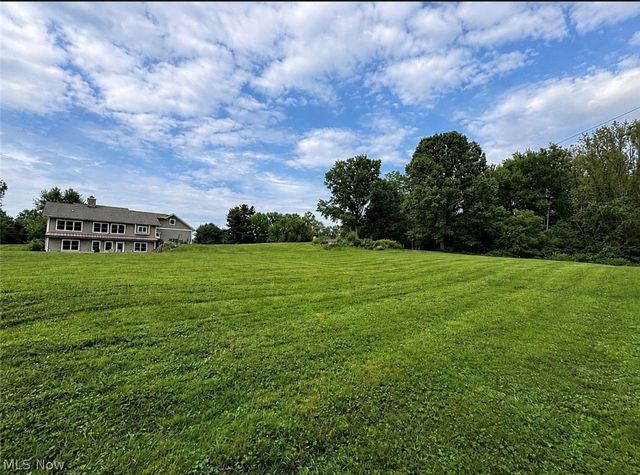 2976 Greenleaf Road, Akron, OH 44312