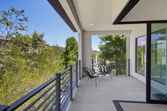 8442 Distinctive Dr., San Diego, CA 92108