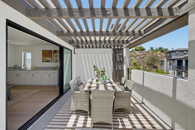 8442 Distinctive Dr., San Diego, CA 92108
