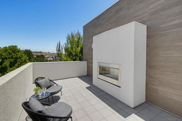 8442 Distinctive Dr., San Diego, CA 92108