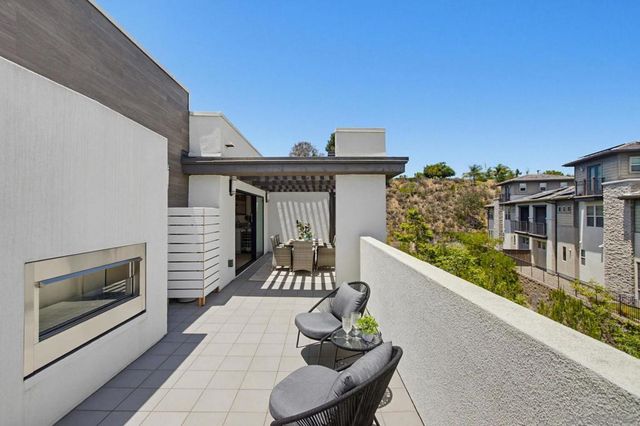 8442 Distinctive Dr., San Diego, CA 92108