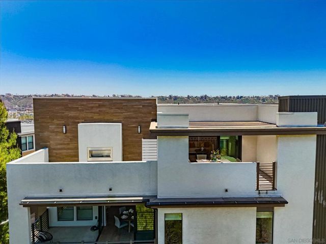 8442 Distinctive Dr., San Diego, CA 92108