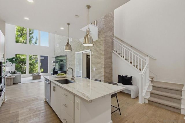 8442 Distinctive Dr., San Diego, CA 92108