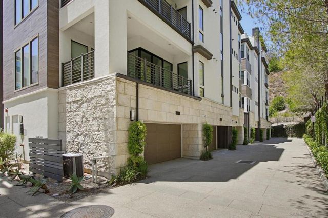 8442 Distinctive Dr., San Diego, CA 92108