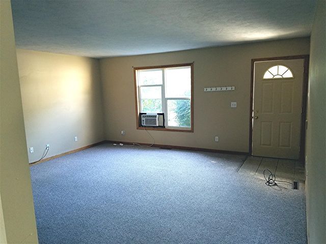 6445 Old Allegan Road, Saugatuck, MI 49453