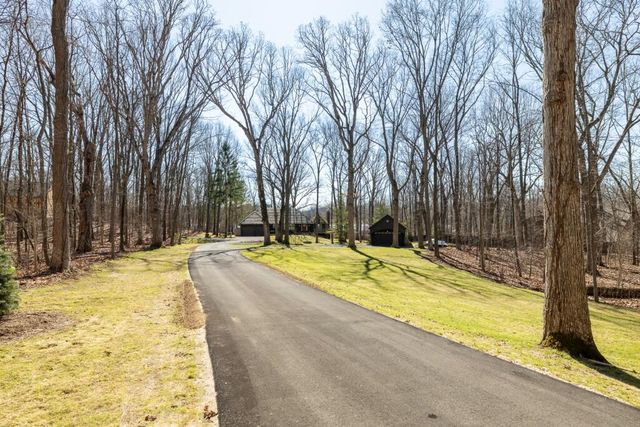 7343 Lucy Drive, Dexter, MI 48130