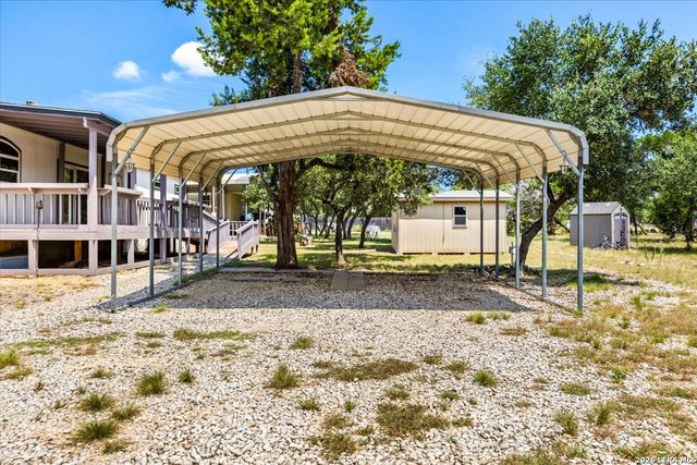 659 Private Road 1508, Bandera, TX 78003