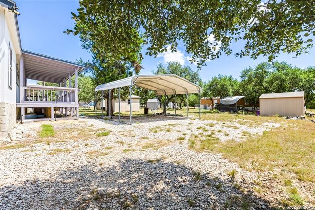 659 Private Road 1508, Bandera, TX 78003