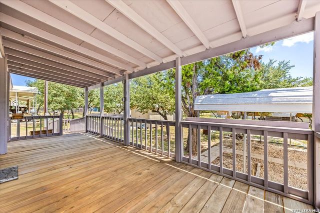 659 Private Road 1508, Bandera, TX 78003
