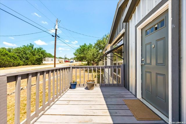 659 Private Road 1508, Bandera, TX 78003