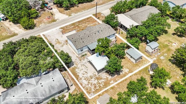 659 Private Road 1508, Bandera, TX 78003