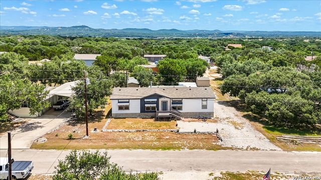 659 Private Road 1508, Bandera, TX 78003