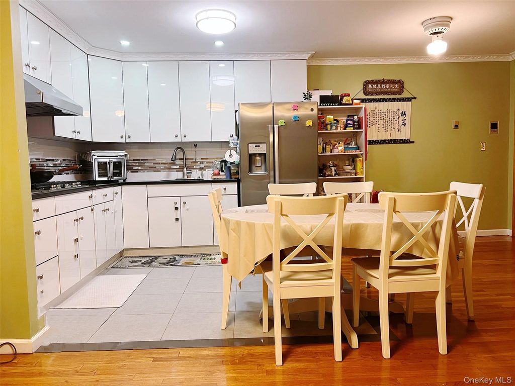 122-11 26th Avenue, Flushing, NY 11354 — photo 4