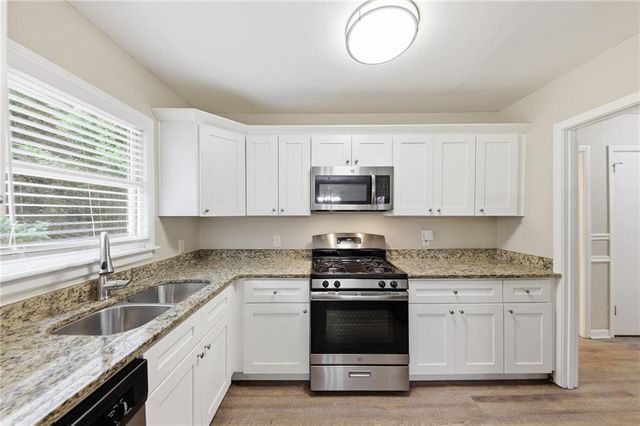 3570 Hogan Road SW, Atlanta, GA 30331