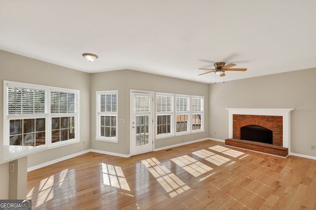 1100 Cool Springs Drive NW, Kennesaw, GA 30144