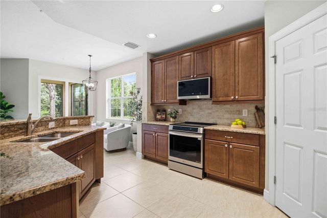 178 BELLA VISTA TERRACE 22B, Nokomis, FL 34275