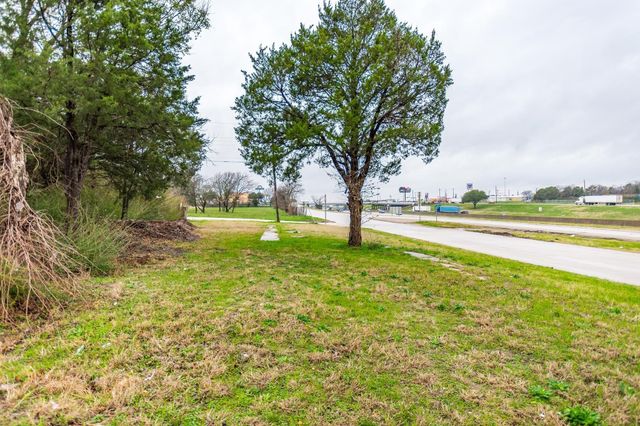 8316 Marigold Drive, Dallas, TX 75241