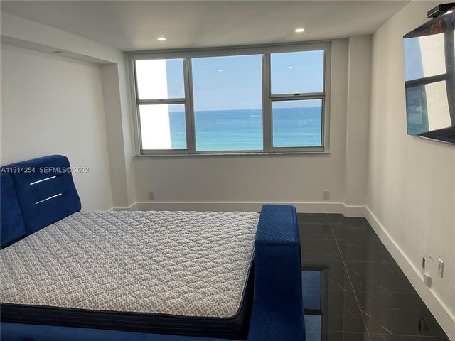3180 S Ocean Drive 1503, Hallandale Beach, FL 33009