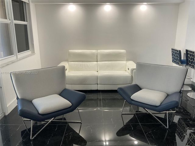 3180 S Ocean Drive 1503, Hallandale Beach, FL 33009