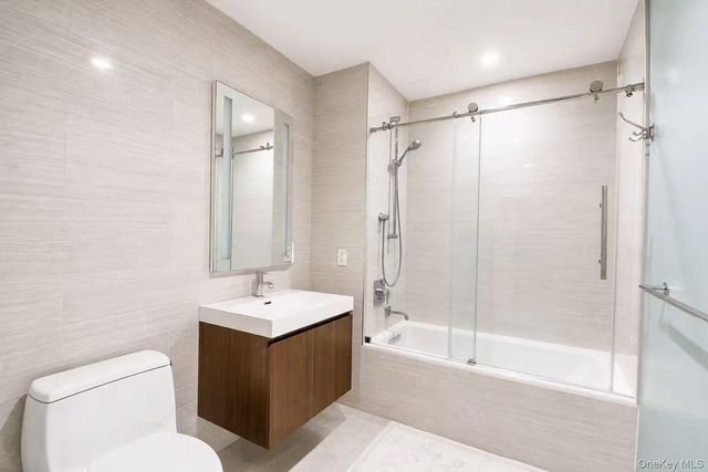 131-03 40th Road 20P, Flushing, NY 11354