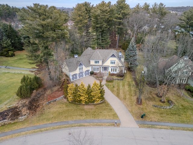 4 Andover Country Club Ln, Andover, MA 01810
