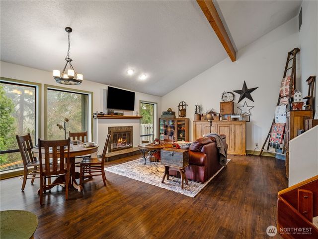 142 Brockway Road, Chehalis, WA 98532