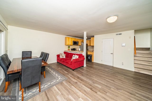 9804 BROOKRIDGE CT, Montgomery Village, MD 20886