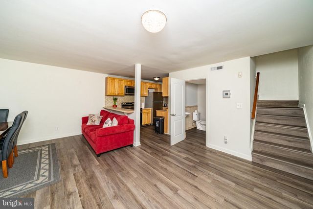 9804 BROOKRIDGE CT, Montgomery Village, MD 20886