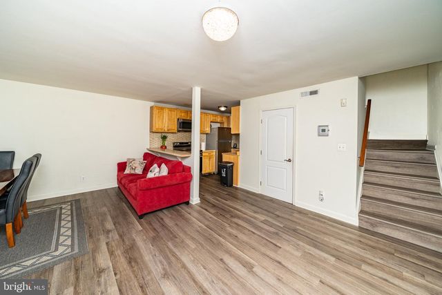 9804 BROOKRIDGE CT, Montgomery Village, MD 20886