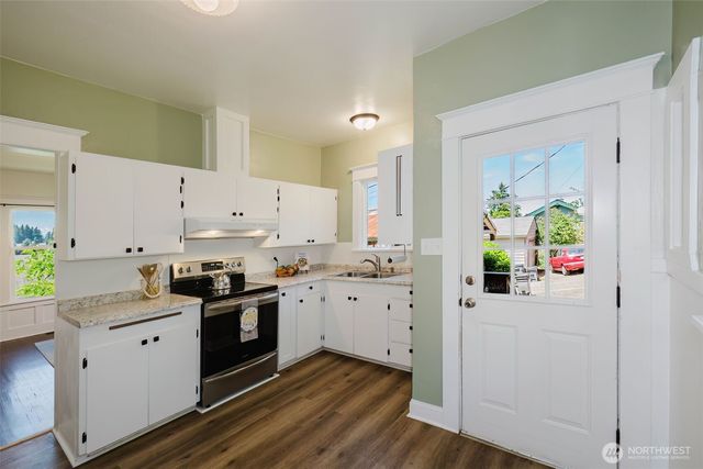 1922 4th Street, Bremerton, WA 98337