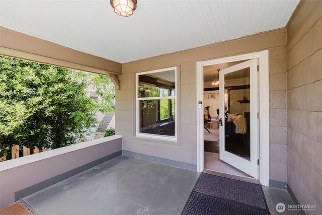 1922 4th Street, Bremerton, WA 98337