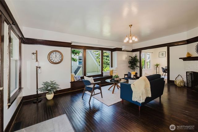 1922 4th Street, Bremerton, WA 98337