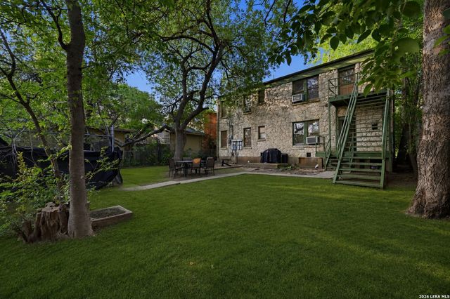 309 E Lullwood Ave, San Antonio, TX 78212