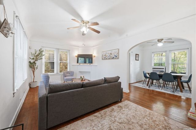 309 E Lullwood Ave, San Antonio, TX 78212
