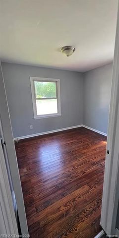 6646 Harding Street, Taylor, MI 48180